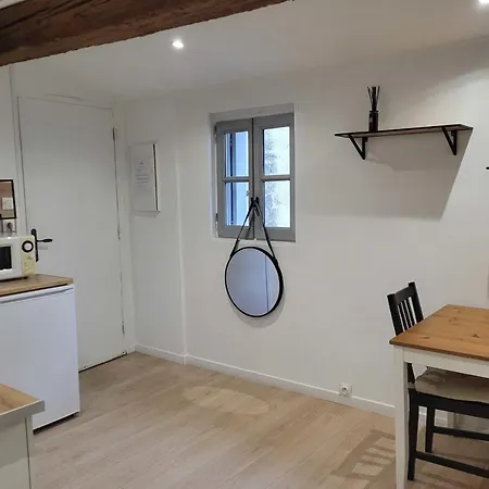 Charming Studio In The Historic Centre Montpellier Exterior photo